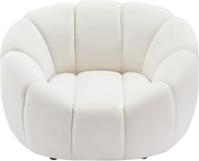 Load image into Gallery viewer, Elijah Cream Velvet Chair