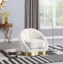 Load image into Gallery viewer, Shelly Cream Velvet Chair