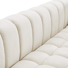 Load image into Gallery viewer, Gwen Cream Velvet Chair