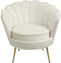 Load image into Gallery viewer, Gardenia Cream Velvet Chair