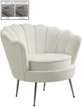 Load image into Gallery viewer, Gardenia Cream Velvet Chair