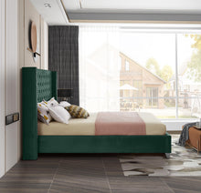 Load image into Gallery viewer, Aiden Green Velvet Full Bed