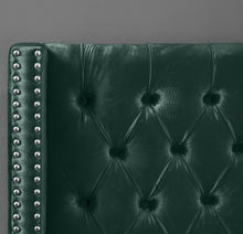 Load image into Gallery viewer, Aiden Green Velvet Full Bed