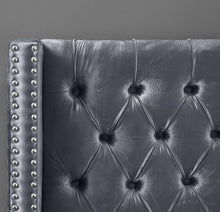 Load image into Gallery viewer, Aiden Grey Velvet Full Bed
