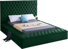 Load image into Gallery viewer, Bliss Green Velvet Queen Bed (3 Boxes)