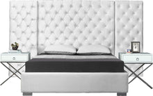 Load image into Gallery viewer, Grande White Velvet Queen Bed (3 Boxes)
