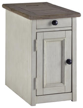 Load image into Gallery viewer, Bolanburg Occasional Table Set