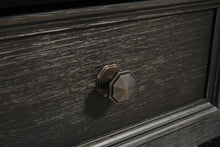 Load image into Gallery viewer, Tyler Creek Table Set