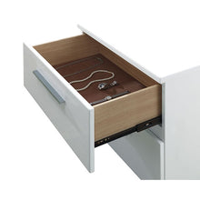 Load image into Gallery viewer, 5-Piece Bedroom Set: Bed/Dresser &amp; Mirror/Nightstand/Chest
