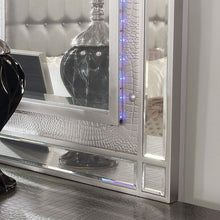 Load image into Gallery viewer, Brachium Silver Mirror