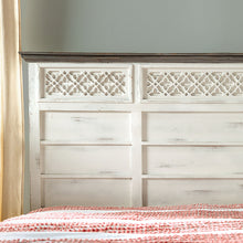 Load image into Gallery viewer, Myrtlemoore Queen Bed