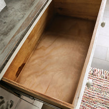 Load image into Gallery viewer, Myrtlemoore Chest