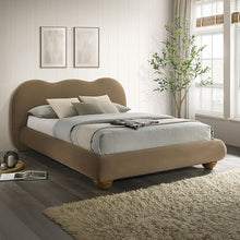 Load image into Gallery viewer, Finamore Queen Bed