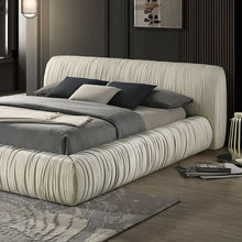 Load image into Gallery viewer, Palmdale Bed