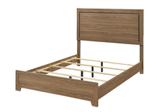 Load image into Gallery viewer, Panelli Queen Bed