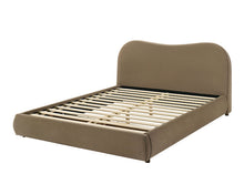 Load image into Gallery viewer, Grimsby E.King Bed