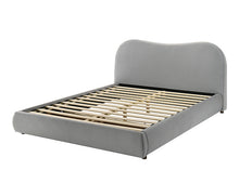 Load image into Gallery viewer, Grimsby E.King Bed