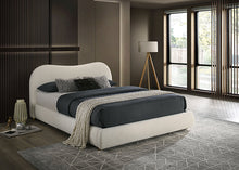 Load image into Gallery viewer, Grimsby Queen Bed