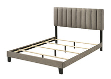 Load image into Gallery viewer, Altimari Queen Bed