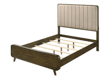 Load image into Gallery viewer, Eastlin 5 Pc. Queen Bedroom Set