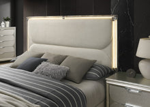 Load image into Gallery viewer, Sheridan 4 Pc Queen Bedroom Set