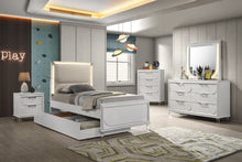 Load image into Gallery viewer, Lareina Full &amp; Twin Bed