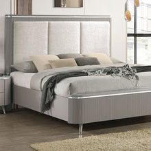 Load image into Gallery viewer, Aldridge Queen Bedroom Set