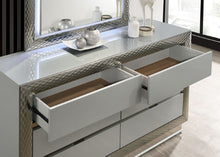Load image into Gallery viewer, Ventnor Dresser