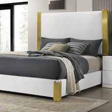 Load image into Gallery viewer, Basildon E.King &amp; Queen Bed
