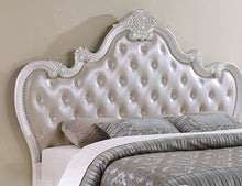 Load image into Gallery viewer, Ventresca Bed White &amp; Chrome