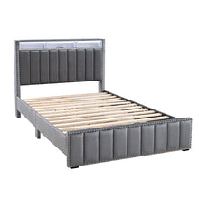 Load image into Gallery viewer, Farese Queen Bed