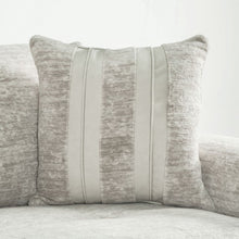 Load image into Gallery viewer, Summerset Sofa